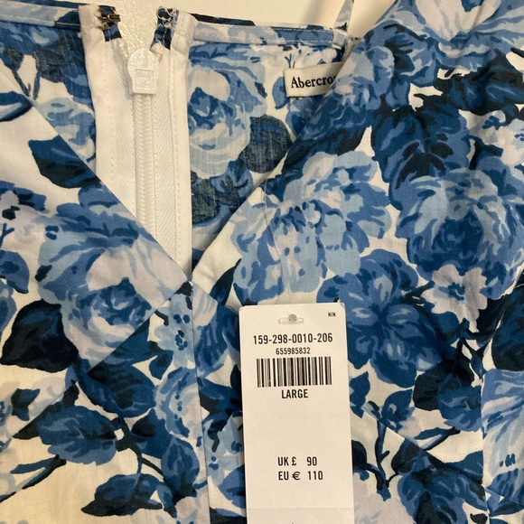 SOLD - Abercrombie & Fitch - Strappy Drop-Waist Maxi Dress size large - Picture 3 of 5